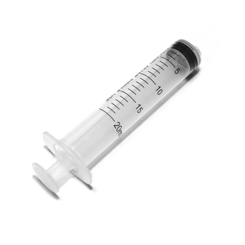 2 parts disposable syringe with needle 2
