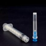 Sterilized Plastic Disposable Luer Lock Syringe with Needle 1