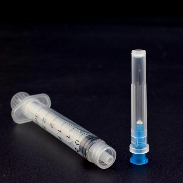 Sterilized Plastic Disposable Luer Lock Syringe with Needle 1